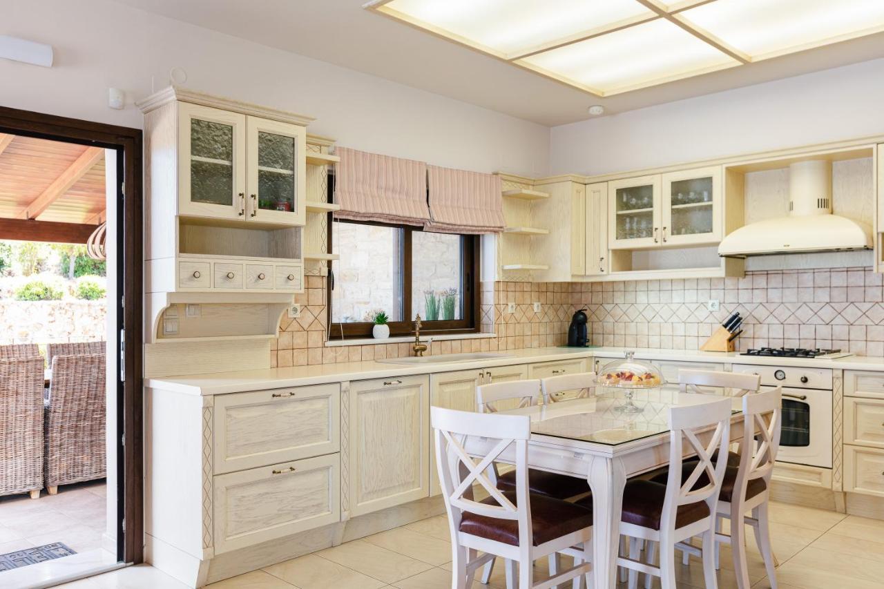Villa Golden Hill Ханья Экстерьер фото